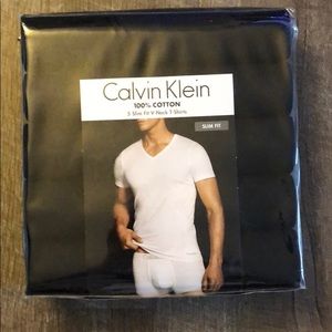 Calvin Klein Black V neck T-shirt pack slim fit